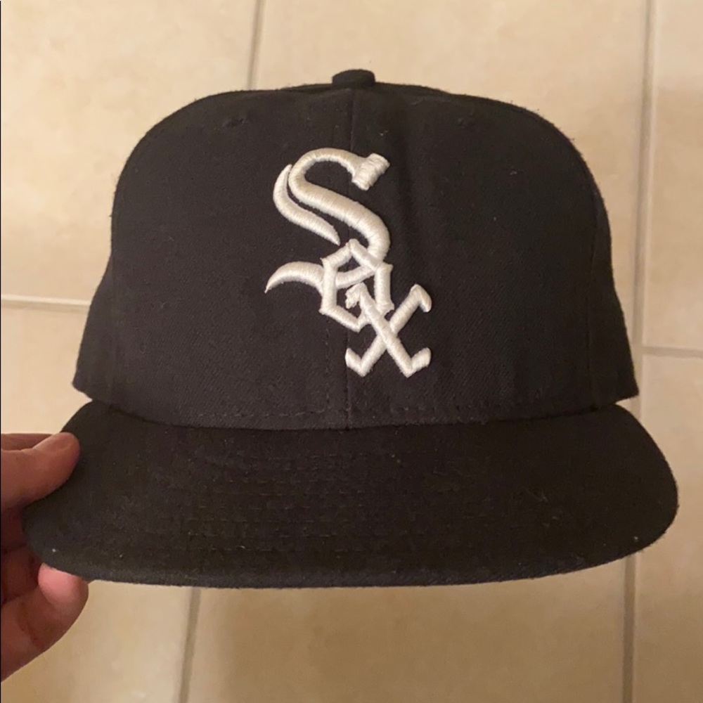 6 7/8 Sox hat